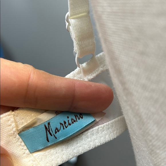 Marciano embellished bra with floral embroidery and beadwork size 36 D - Picture 7 of 10